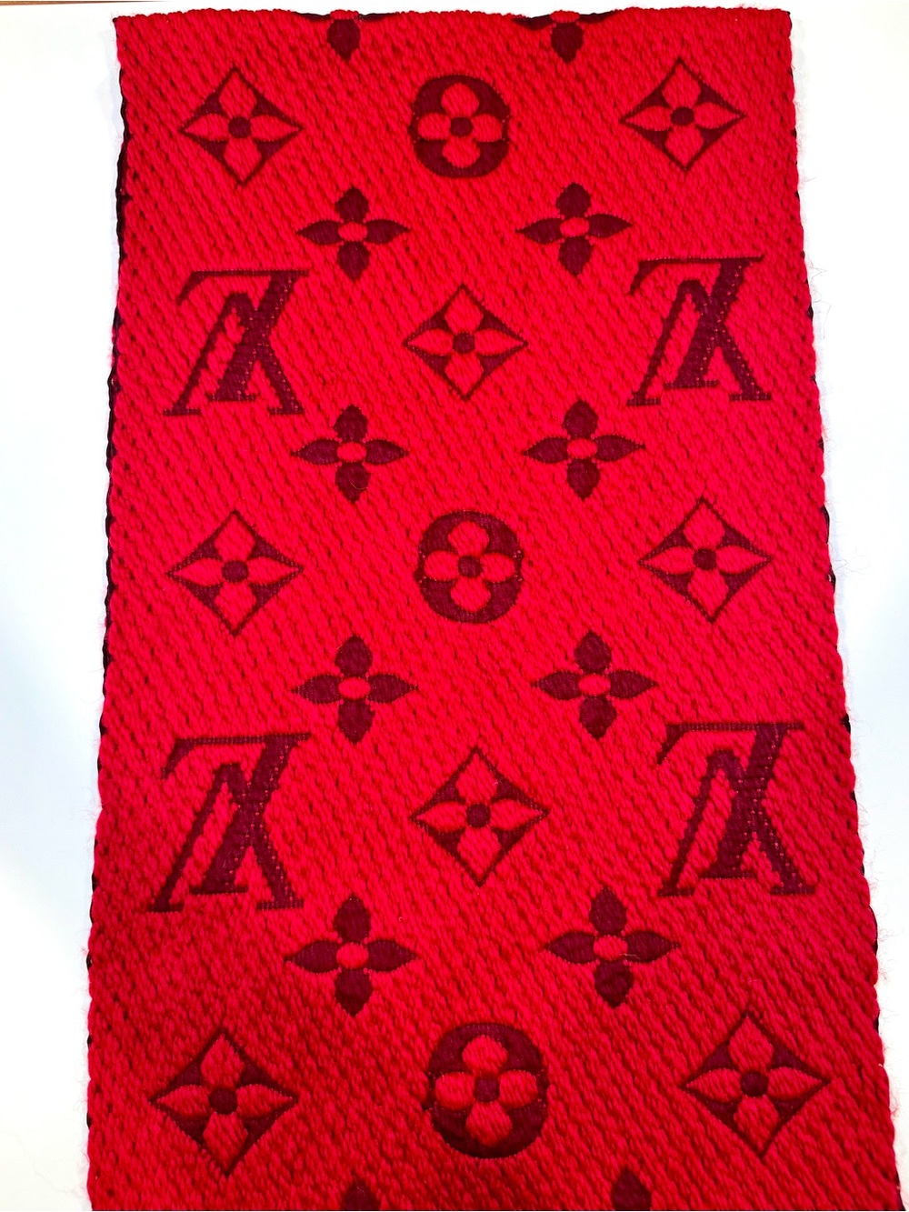 Louis Vuitton Logomania Reversible Rubis Red Wool And Silk Scarf - Picture 5 of 11